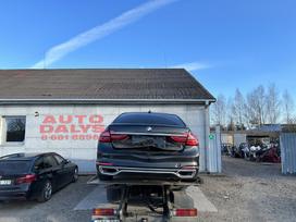 BMW 7 serija Komfortas alcantara lubos duru pritraukejai 360 kameros