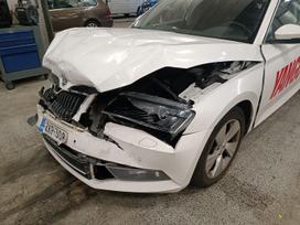 Skoda Superb dalimis. Europinis auto dalimis kuriasi ir vaziuoja