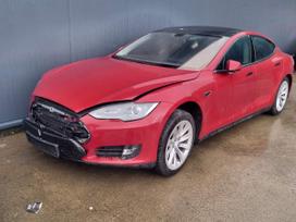 Tesla Model S rezerves daļās