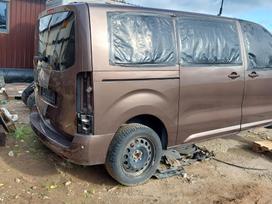 Peugeot Traveller salona detaļas