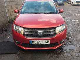Dacia Sandero dalimis