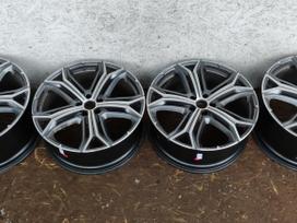 Maserati Levante, 670163562, Cen14314