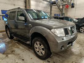 Nissan Pathfinder for parts. Automobilis ardomas dalimis запасные части автомобил