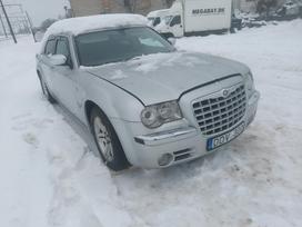 Chrysler 300C automobilių naudotos dalys ir supirkimas lentvaris vilniaus