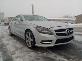 Mercedes-Benz CLS250 dalimis. variklio kodas 651 924 spalvos kodas 775 7