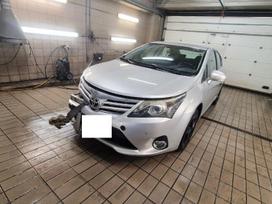 Toyota Avensis по частям. Dalimis