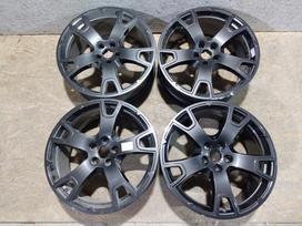 Maserati Levante, 670044701, Cen17976