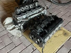 Volvo -kita-, D5204T3, pistons, engine block