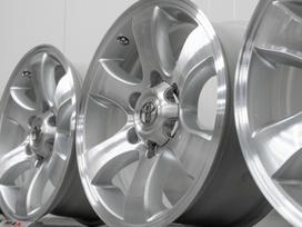 Toyota, vieglmetāla, R17