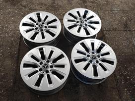 Mercedes-Benz, lengvojo lydinio, R17