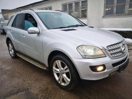 Mercedes-Benz ML klasė dalimis. Automobilis ardomas dalimis запасные части автомобиля