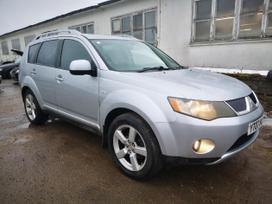 Mitsubishi Outlander for parts. Automobilis ardomas dalimis запасные части автомобил