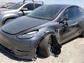 Tesla Model Y Platus naudotų detalių pasirinkimas asortimentas kasdien papild