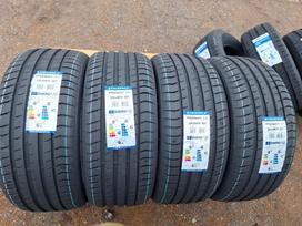 Triangle, summer 225/40 R19