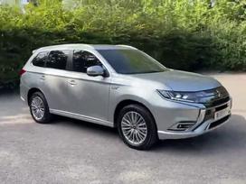 Mitsubishi Outlander rezerves daļās