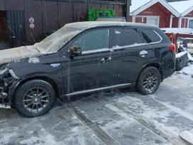 Mitsubishi Outlander Daugiau informacijos telefonu prekyba naudotomis lengvųjų aut