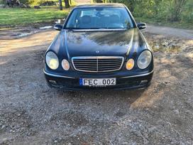 Mercedes-Benz E320 по частям