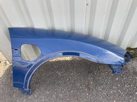 Porsche Taycan sparnai