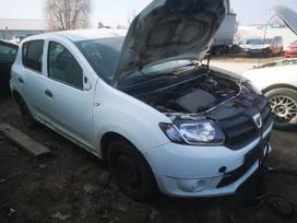 Dacia Sandero dalimis. Automobilis ardomas dalimis запасные части автомобиля