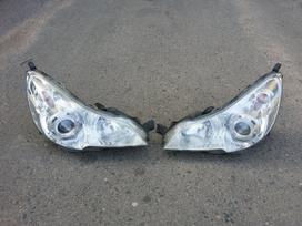 Subaru Legacy bamperiai, žibintai, variklio balkis
