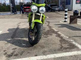 Triumph Street Triple 675cc, ielas motocikls