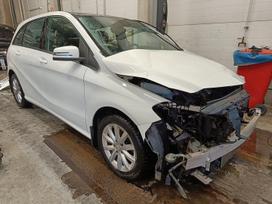 Mercedes-Benz B220 по частям. Pradetas ardyti 2024 04 09 b 220 4matic spalvos kod