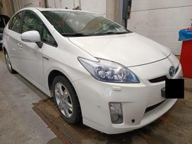 Toyota Prius по частям