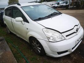 Toyota Corolla Verso for parts. Automobilis ardomas dalimis запасные части автомобил