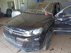 Volkswagen Touareg dalimis. Prekiaujame renault volvo dacia bmw automobilių dalim