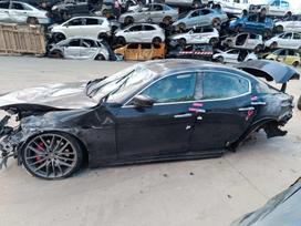 Maserati Ghibli dalimis. Detales siunčiame visoje lietuvoje latvijoje estijoje