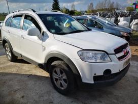 Chevrolet Captiva dalimis. Automobilis ardomas dalimis запасные части автомобиля