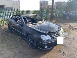 Mercedes-Benz CLK63 AMG Maza rida variklis sveikas ratai grazus diskai ir suportai g