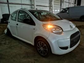 Citroen C1 dalimis. Automobilis ardomas dalimis запасные части автомобиля