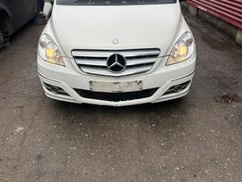 Mercedes-Benz B200 for parts. 8620 34257 dalis siunciu i visus lietuvos miestus
