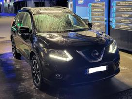 Nissan X-Trail, 1.6 l., off-road / crossover