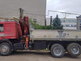 Scania P93H, savivarčiai su kranu