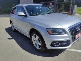 Audi Q5, 3.2 l., off-road / crossover