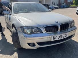 BMW 730 Bmw 730d longas 170 kw variklis užuolaidos ant durų spalvos