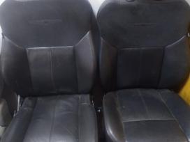 Chrysler Town & Country