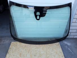 Volvo V40 Priekinis stiklas viber 37065641786 37068508842