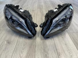 Mercedes-Benz C klasė lights