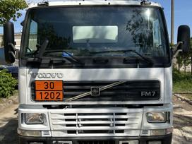 Volvo FM7, autocisternas