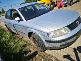 Volkswagen Passat dalimis. Automobilis ardomas dalimis запасные части автомобиля