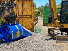 -Kita- Cone Crusher 3-10 t. ekskavato, trupintuvai / smulkintuvai