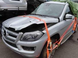 Mercedes-Benz GL klasė по частям