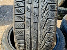 Pirelli, all-season 235/40 R19
