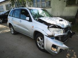 Toyota RAV4 по частям. Automobilis ardomas dalimis запасные части автомобил