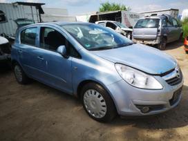 Opel Corsa dalimis. Automobilis ardomas dalimis запасные части автомобиля