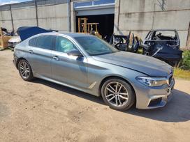 BMW 520 Ardyme turime keletą tokio modelio automobilių skirtingų spalvų