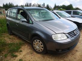 Volkswagen Touran for parts. Automobilis ardomas dalimis запасные части автомобил